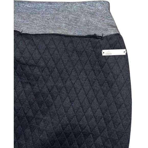 Adidas Women's Quilted Skirt Black Small Back Pocket Athleisure EUC - Picture 3 of 4
